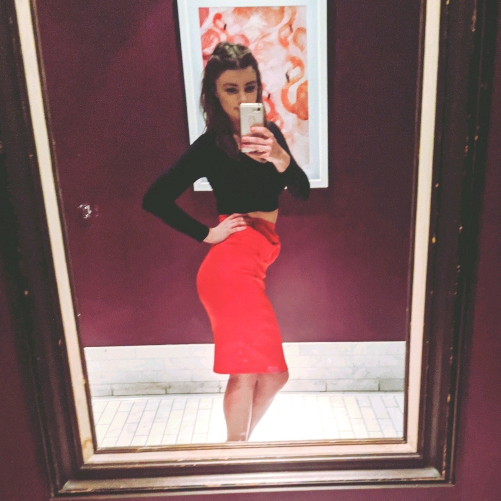 Meet your Posher, Siarah